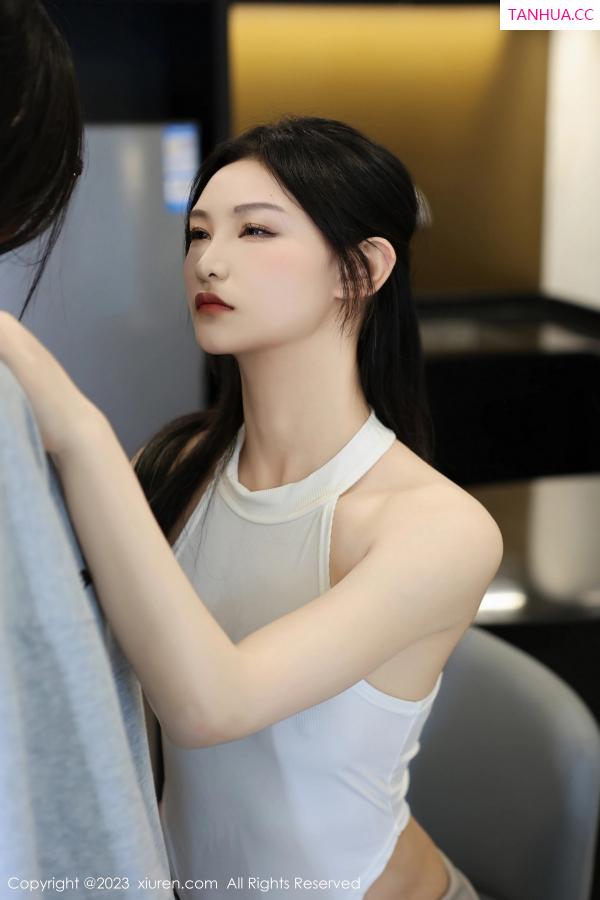 刘美含 刘美含 [XiuRen]高清写真图 2023.11.15 No.7663 大橘BBKira 新人美臀第19张图片